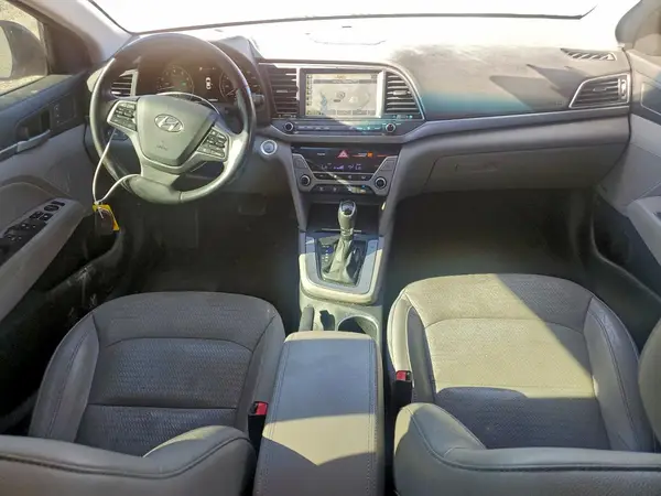 5NPD84LF7HH092255 2017 HYUNDAI ELANTRA - Image 8
