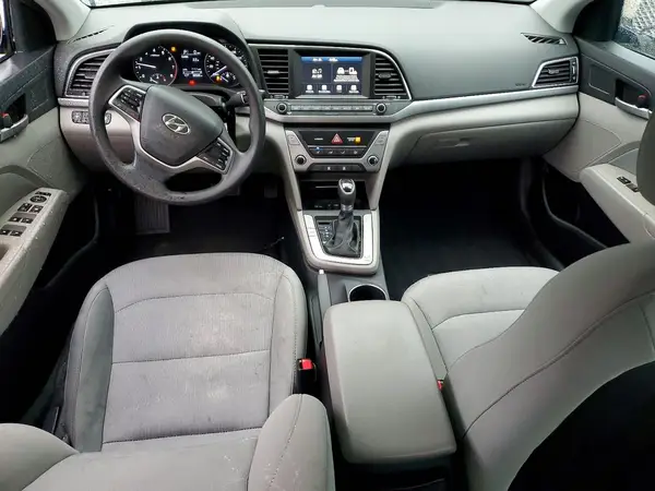 5NPD84LF7HH092949 2017 HYUNDAI ELANTRA - Image 8