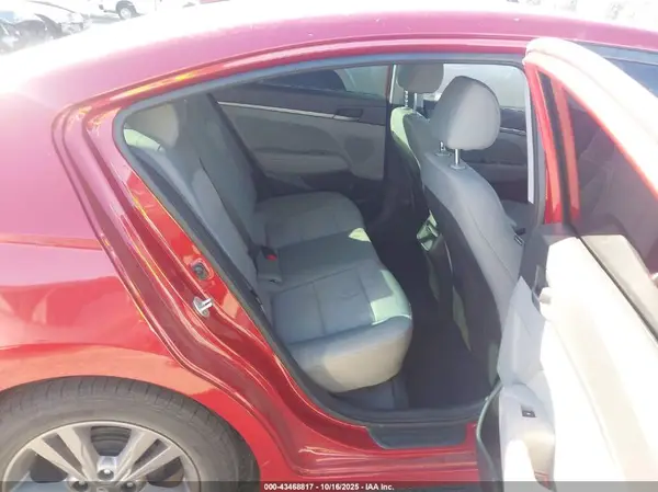 5NPD84LF7HH101777 2017 HYUNDAI ELANTRA - Image 8