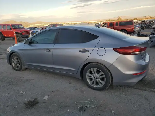 5NPD84LF7HH107997 2017 HYUNDAI ELANTRA - Image 2