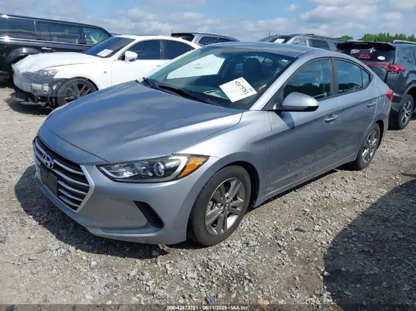 5NPD84LF7HH108471 2017 HYUNDAI ELANTRA - Image 2