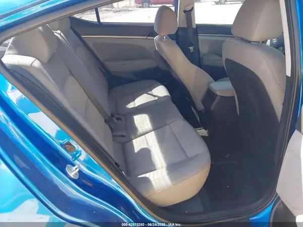 5NPD84LF7HH109233 2017 HYUNDAI ELANTRA - Image 8