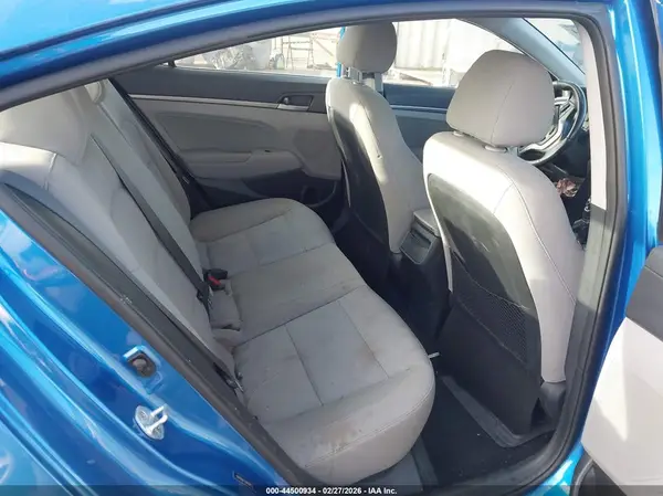 5NPD84LF7HH109572 2017 HYUNDAI ELANTRA - Image 8