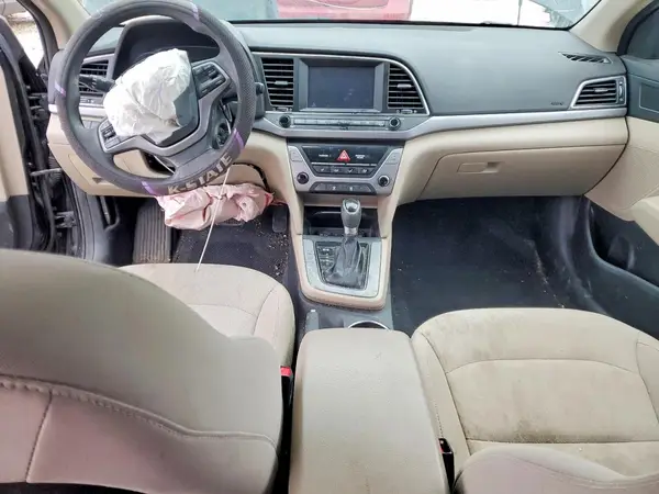 5NPD84LF7HH110558 2017 HYUNDAI ELANTRA - Image 8