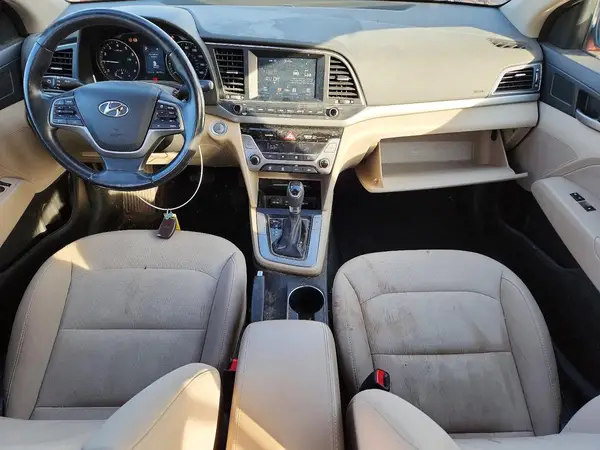 5NPD84LF7HH115758 2017 HYUNDAI ELANTRA - Image 8