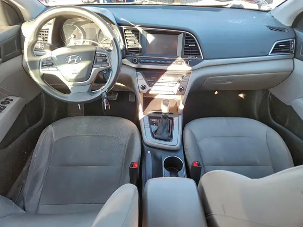 5NPD84LF7HH116263 2017 HYUNDAI ELANTRA - Image 8