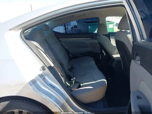 5NPD84LF7HH116280 2017 HYUNDAI ELANTRA - Image 8