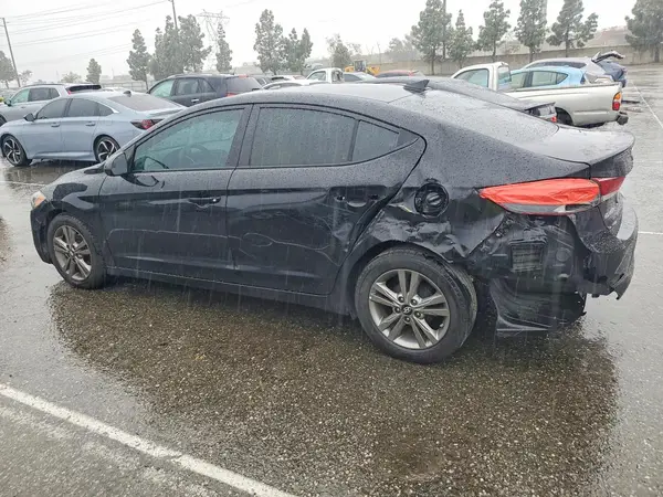 5NPD84LF7HH119387 2017 HYUNDAI ELANTRA - Image 2