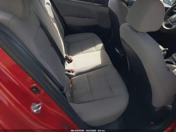 5NPD84LF7HH121446 2017 HYUNDAI ELANTRA - Image 8