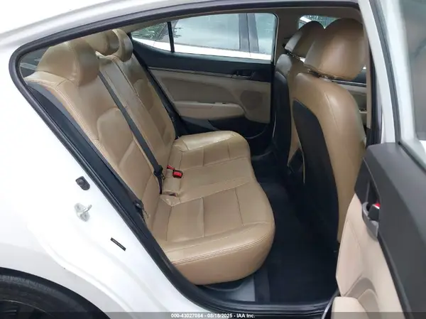 5NPD84LF7HH121947 2017 HYUNDAI ELANTRA - Image 8