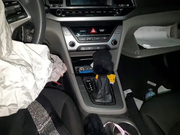 5NPD84LF7HH122936 2017 HYUNDAI ELANTRA - Image 8