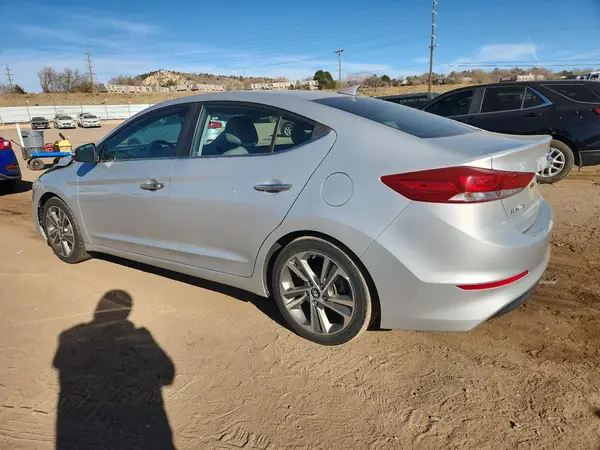 5NPD84LF7HH124556 2017 HYUNDAI ELANTRA - Image 2