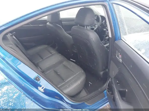 5NPD84LF7HH129613 2017 HYUNDAI ELANTRA - Image 8