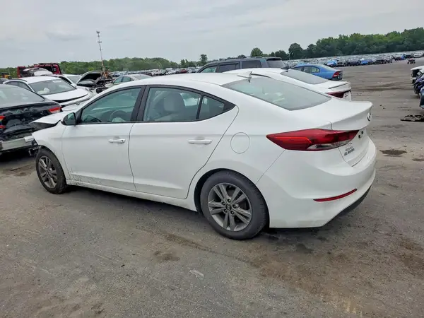 5NPD84LF7HH131961 2017 HYUNDAI ELANTRA - Image 2