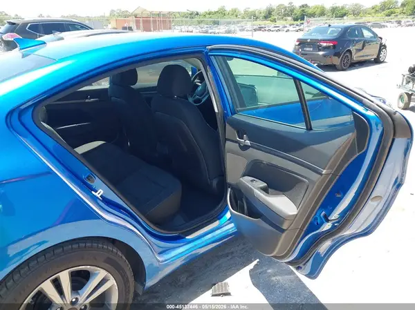 5NPD84LF7HH132625 2017 HYUNDAI ELANTRA - Image 8