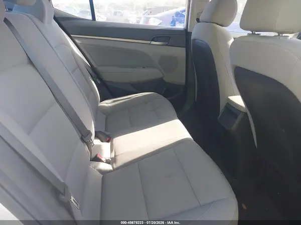 5NPD84LF7HH137534 2017 HYUNDAI ELANTRA - Image 8