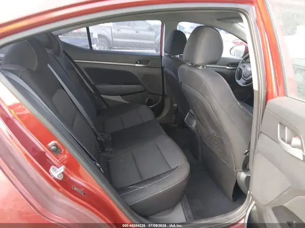 5NPD84LF7HH137758 2017 HYUNDAI ELANTRA - Image 8