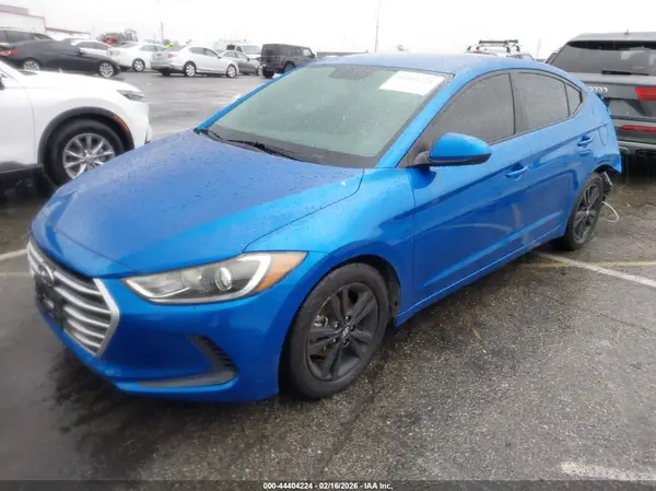 5NPD84LF7HH138747 2017 HYUNDAI ELANTRA - Image 2