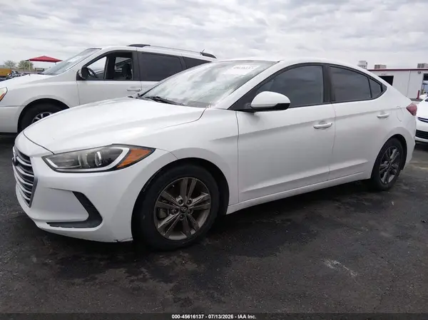 5NPD84LF7HH140403 2017 HYUNDAI ELANTRA - Image 2