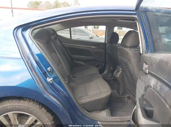 5NPD84LF7HH144922 2017 HYUNDAI ELANTRA - Image 8