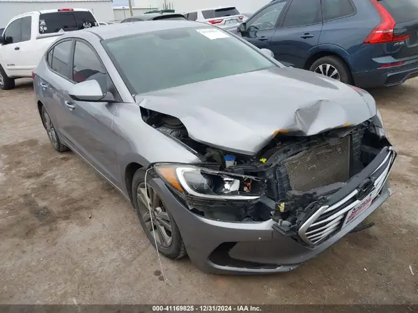 5NPD84LF7HH147674 2017 HYUNDAI ELANTRA - Image 1