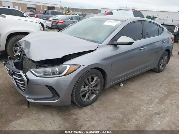 5NPD84LF7HH147674 2017 HYUNDAI ELANTRA - Image 2