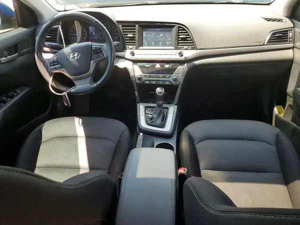 5NPD84LF7HH151532 2017 HYUNDAI ELANTRA - Image 8