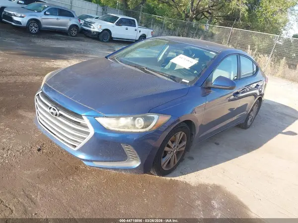 5NPD84LF7HH152194 2017 HYUNDAI ELANTRA - Image 2