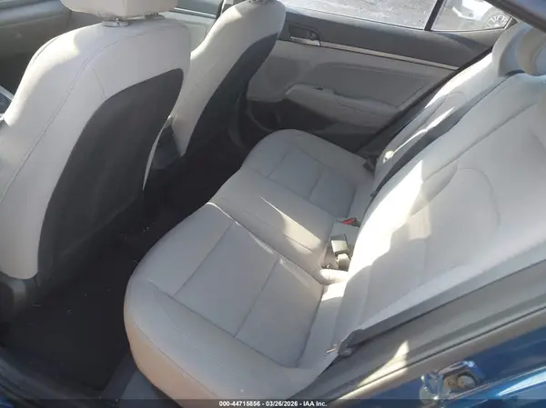 5NPD84LF7HH152194 2017 HYUNDAI ELANTRA - Image 8