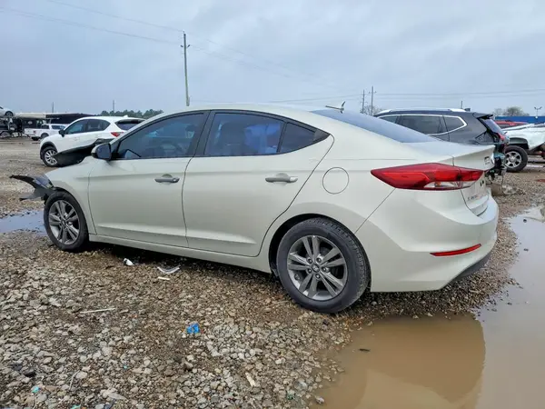 5NPD84LF7HH154043 2017 HYUNDAI ELANTRA - Image 2
