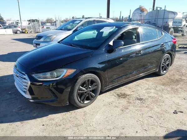 5NPD84LF7HH154639 2017 HYUNDAI ELANTRA - Image 2