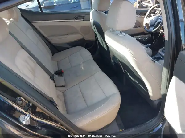 5NPD84LF7HH154639 2017 HYUNDAI ELANTRA - Image 8