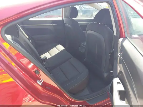 5NPD84LF7HH159193 2017 HYUNDAI ELANTRA - Image 8