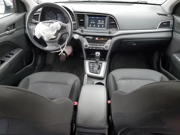 5NPD84LF7HH161896 2017 HYUNDAI ELANTRA - Image 8