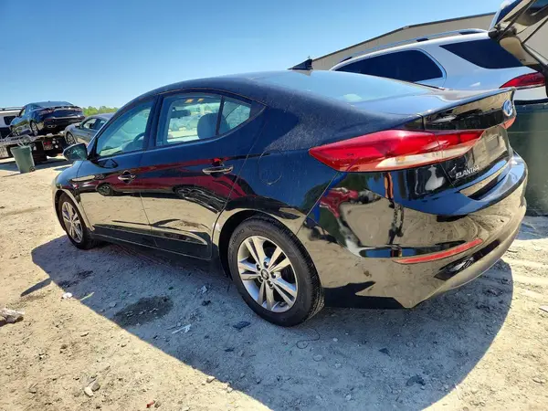 5NPD84LF7HH166015 2017 HYUNDAI ELANTRA - Image 2