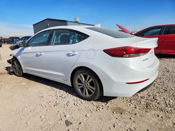 5NPD84LF7HH170145 2017 HYUNDAI ELANTRA - Image 2