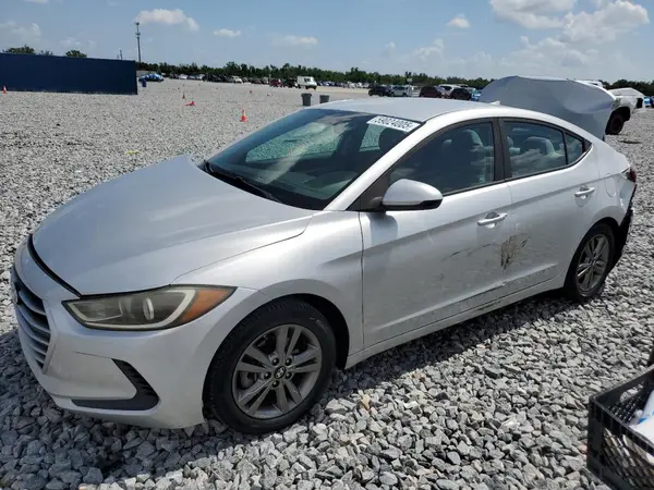 5NPD84LF7HH172560 2017 HYUNDAI ELANTRA - Image 1