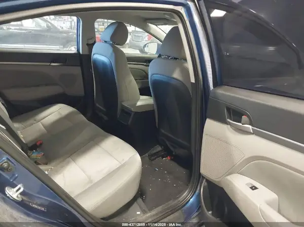 5NPD84LF7HH173336 2017 HYUNDAI ELANTRA - Image 8