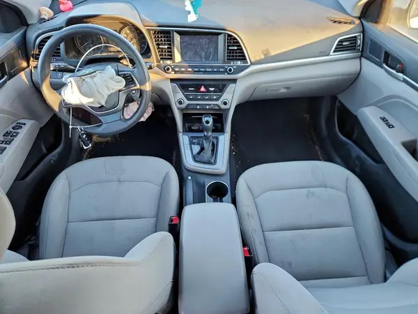 5NPD84LF7HH173918 2017 HYUNDAI ELANTRA - Image 8