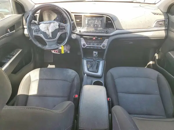 5NPD84LF7HH176933 2017 HYUNDAI ELANTRA - Image 8