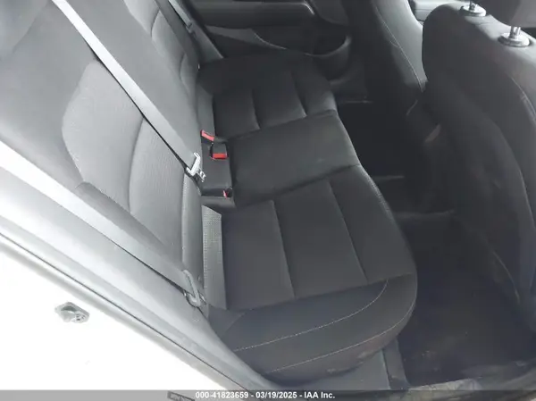 5NPD84LF7HH181890 2017 HYUNDAI ELANTRA - Image 8