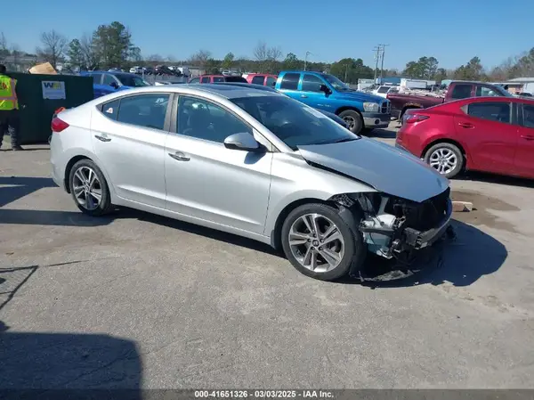 5NPD84LF7HH184451 2017 HYUNDAI ELANTRA - Image 1