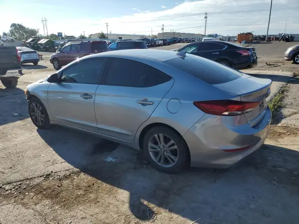 5NPD84LF7HH185129 2017 HYUNDAI ELANTRA - Image 2
