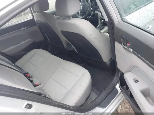 5NPD84LF7HH186524 2017 HYUNDAI ELANTRA - Image 8