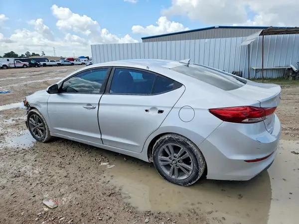 5NPD84LF7HH186894 2017 HYUNDAI ELANTRA - Image 2