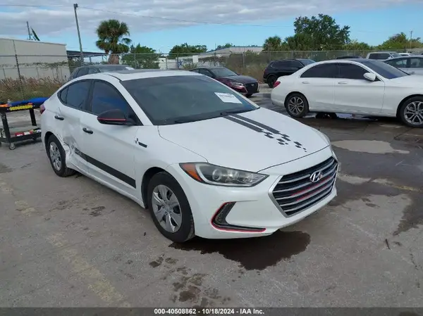 5NPD84LF7HH187818 2017 HYUNDAI ELANTRA - Image 1