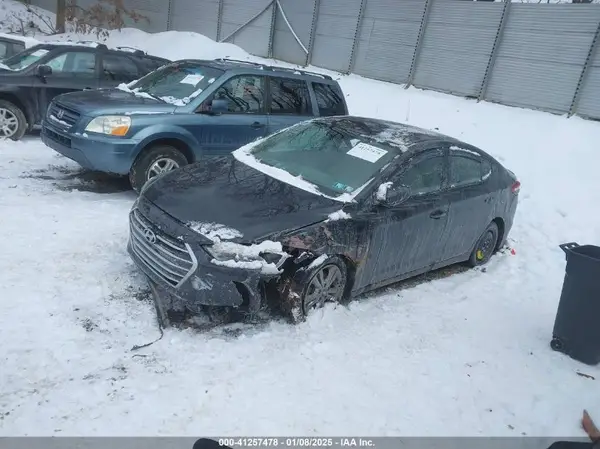 5NPD84LF7HH188712 2017 HYUNDAI ELANTRA - Image 2