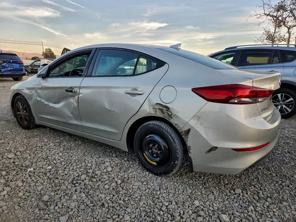 5NPD84LF7HH193845 2017 HYUNDAI ELANTRA - Image 2