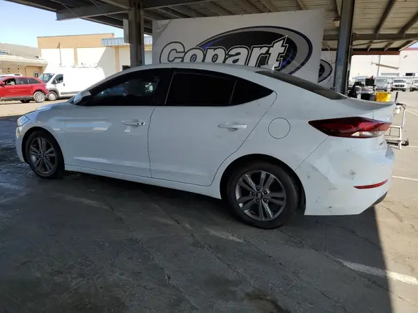 5NPD84LF7HH195272 2017 HYUNDAI ELANTRA - Image 2