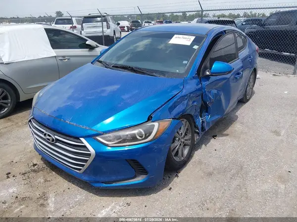5NPD84LF7HH203614 2017 HYUNDAI ELANTRA - Image 2